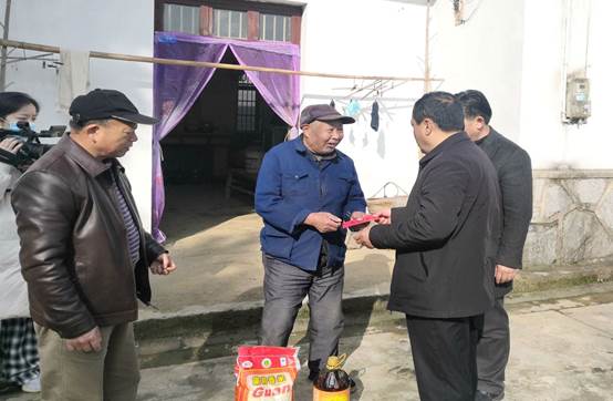 说明: 2.jpg